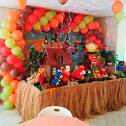 Decoração para festa infantil com tema Cocoricó