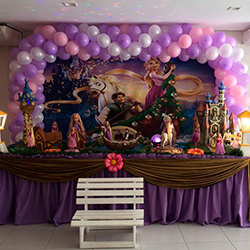 Decoração para festa infantil com tema Enrolados