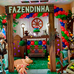 Decoração para festa infantil com tema Fazendinha