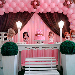 Decoração para festa infantil com tema Jolie