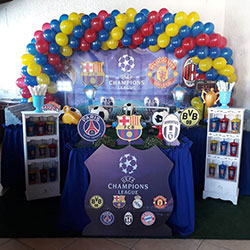 Decoração para festa infantil com tema Liga dos Campeões