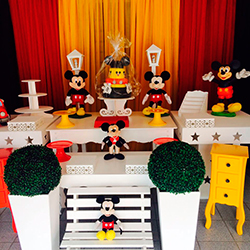 Decoração para festa infantil com tema Mickey