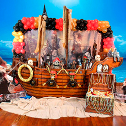 Decoração para festa infantil com tema Piratas do Caribe