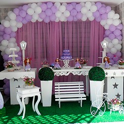 Decoração para festa infantil com tema Princesa Sofia