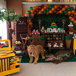 Decoração para festa infantil com tema Safari